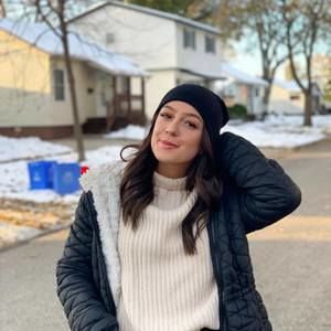 Meet your Posher, Kayla